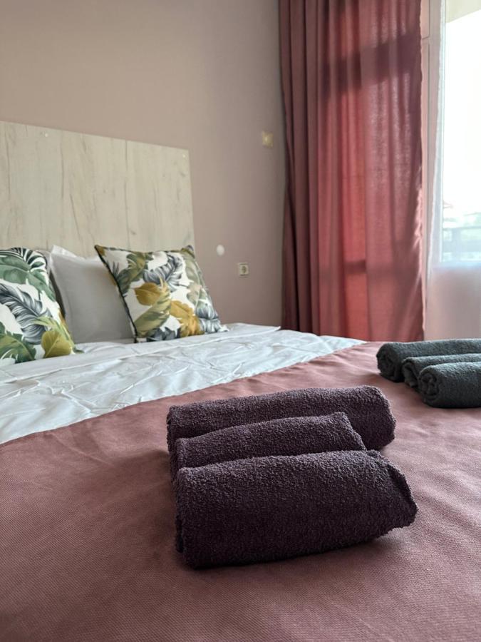 נסבר Guest House “Poli” מראה חיצוני תמונה