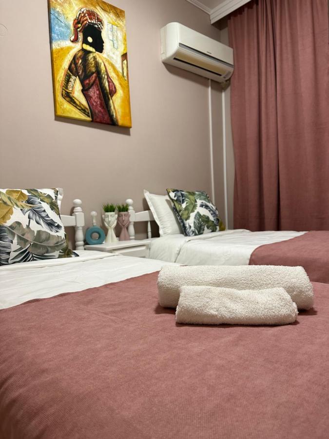 נסבר Guest House “Poli” מראה חיצוני תמונה