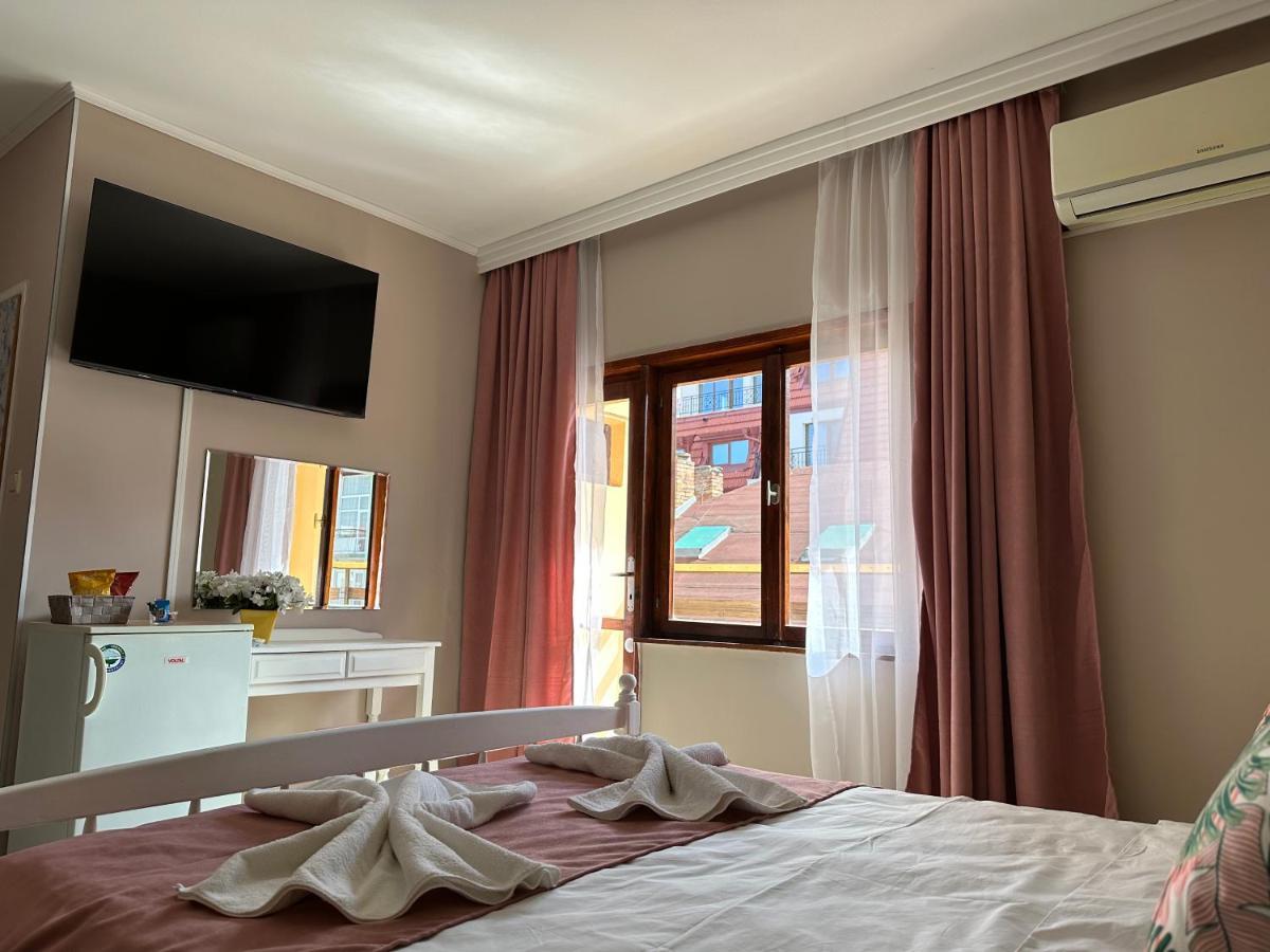 נסבר Guest House “Poli” מראה חיצוני תמונה