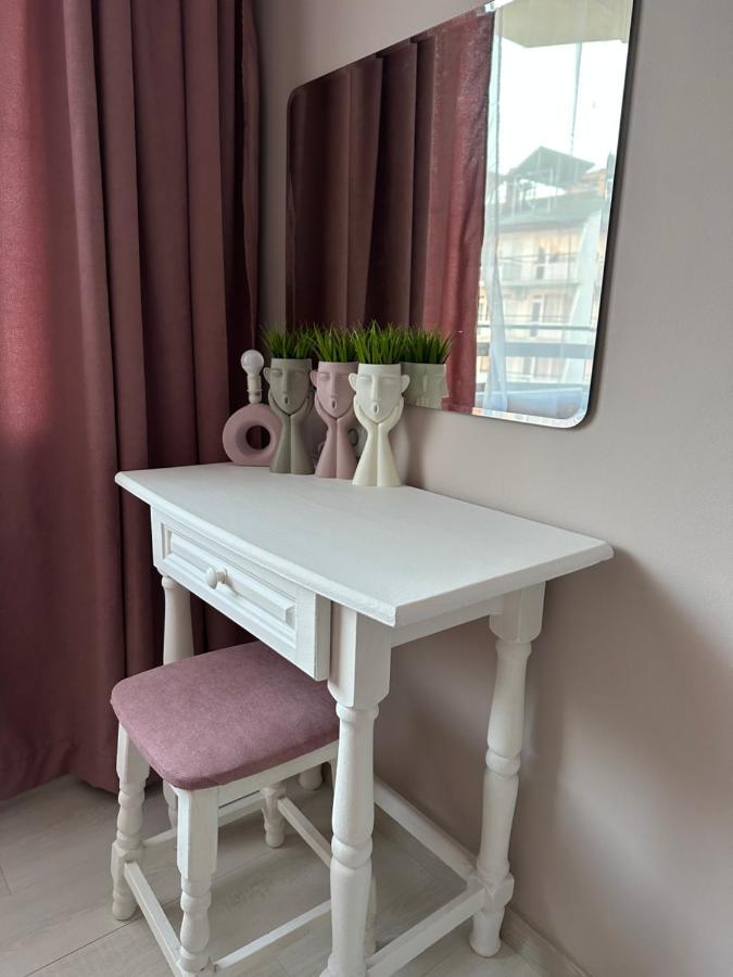 נסבר Guest House “Poli” מראה חיצוני תמונה