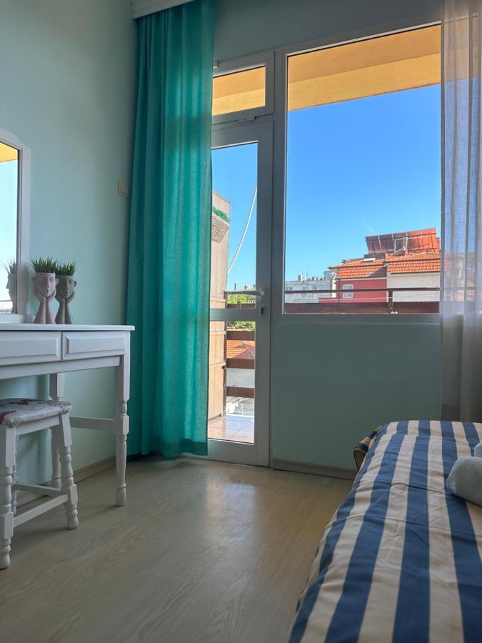 נסבר Guest House “Poli” מראה חיצוני תמונה