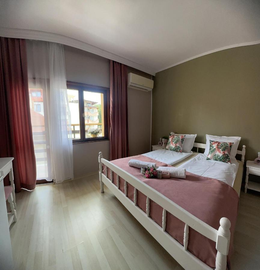 נסבר Guest House “Poli” מראה חיצוני תמונה