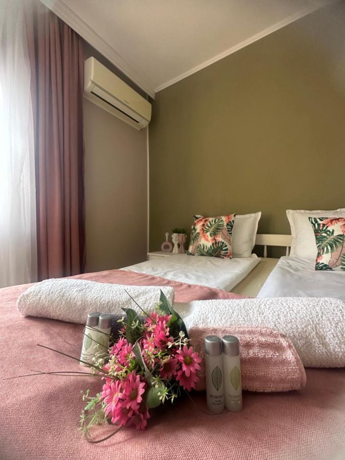 נסבר Guest House “Poli” מראה חיצוני תמונה